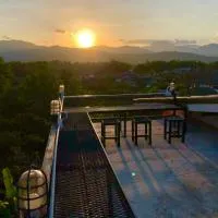 Sandee Place Mountain View Hotel โรงแรมแสนดีเพลส เมาเท่นวิว จอมทอง, hotell sihtkohas Chom Thong