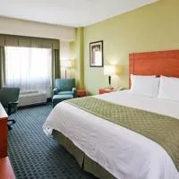 Holiday Inn Express & Suites Toluca Zona Aeropuerto by IHG, hotel en Toluca
