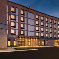 Staybridge Suites - Boston Logan Airport - Revere by IHG、リビアのホテル