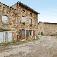 Maison charmante à Valprivas avec jardin privé., hotel em Valprivas