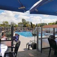 Foxhunter Park, hotel in Minster