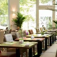 Holiday Inn Düsseldorf-Neuss by IHG، فندق في نويس