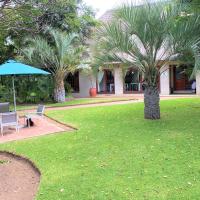 Safari Club Guest Lodge OR Tambo International Airport: Kempton Park şehrinde bir otel