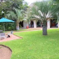 Safari Club Guest Lodge OR Tambo International Airport, Hotel in Kempton Park