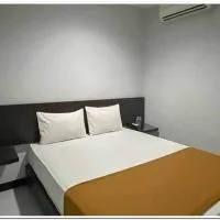 Losmen Family Syariah Bypass Juanda Mitra RedDoorz, hotel di Gabung
