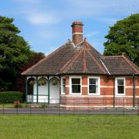 Hinton Lodge, hotel in Trowbridge