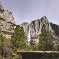 Yosemite Valley Lodge, отель в городе Йосемити-Виллидж