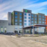 Holiday Inn Express & Suites - Calgary Airport Trail NE by IHG、カルガリーにあるカルガリー国際空港 - YYCの周辺ホテル