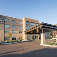 Holiday Inn Express & Suites - Kalamazoo West, an IHG Hotel, hotel sa Kalamazoo