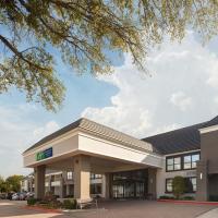 Holiday Inn Express Hotel & Suites Irving DFW Airport North, an IHG Hotel, hotel in Irving