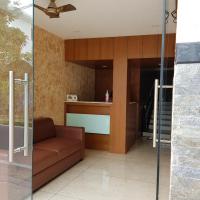 The Golden Suites, hotel in Ernakulam, Cochin