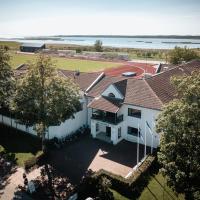 Staadioni Hotel, hotel a Kuressaare