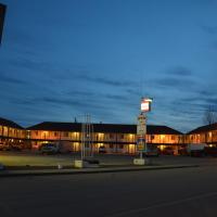 포트 넬슨 Fort Nelson Airport - YYE 근처 호텔 Blue Bell Inn