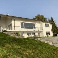 Ferienwohnung Paradies، فندق في Nollingen