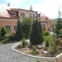 Penzion Hugo, hotelli kohteessa Prčíce