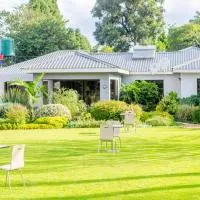 Sarum Lodge, hotelli kohteessa Harare