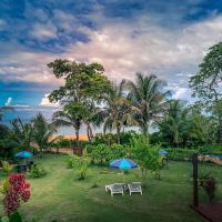 Oasis Bluff Beach, hotel in Bocas Town