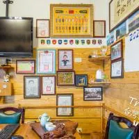 룽탄에 위치한 호텔 Johnnie's Inn