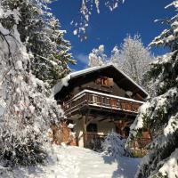 2 bedroom self-contained apartment in Chalet Le Doux Si, hotel in La Lechere