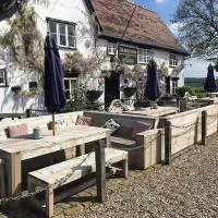 The Queen's Head、Hawkedonのホテル