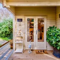 Duck Lodge B&B with Hot Tub, hotel in Pyecombe