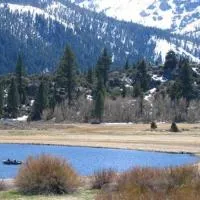Rr-interlaken 26, ξενοδοχείο σε June Lake