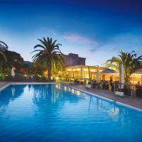Hôtel Spa Restaurant La Madrague, hotel poblíž Letiště Bastia – Poretta - BIA, Lucciana
