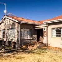 Charlie's Place, hotel a Barkly East