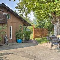 Modern Entertainment Getaway Off Sacramento River!, hotel poblíž Redding Municipal Airport - RDD, Anderson