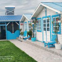 Blue Bungalow Jurilovca, готель у місті Журіловка