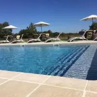 Fonclaire Holidays, hotel en Mortemart