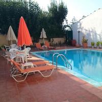 Cozy Apartment in Plantanias with Swimming Pool, hotel in Rapanianá