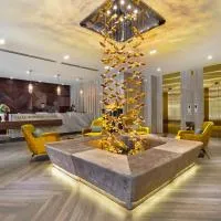 CHAU KHUONG HOTEL: Long Xuyên şehrinde bir otel