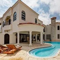 Lagoon Suites Guesthouse CC、ウォルビスベイのホテル