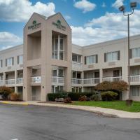 HomeTown Inn by Red Roof East Syracuse, hotel near Syracuse Hancock International Airport - SYR, East Syracuse