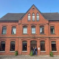 Hotel Wolfsjäger, hótel í Herbern