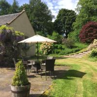 Charming Rural Cottage in Kippen Stirlingshire, hotel in Kippen