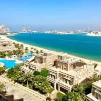 Spacious 4 bd apartment with amazing Sea view