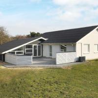12 person holiday home in Vejers Strand, hotel i Vejers Strand