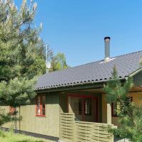Spacious Holiday Home in Aakirkeby Denmark with Terrace, hotel v destinaci Vester Sømarken