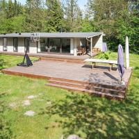 Three-Bedroom Holiday home in Bording 3