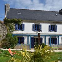 House full of charm with garden 10min from the Pointe du Raz, hôtel à Kersaudy
