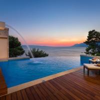 Luxury seafront villa Brela Pride with heated pool &ndash; hotel w Breli