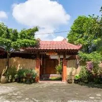 Rumah Ukhi Guest House, hotel en Yogyakarta