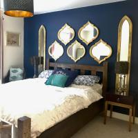 Cosy romantic boutique king bed Apartment Nuneaton, hotel in Nuneaton