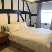 Stunning 2-Bed House in Bungay, hotel in Bungay