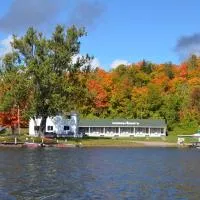 Tornado's Motel, hotel u gradu 'Port Loring'