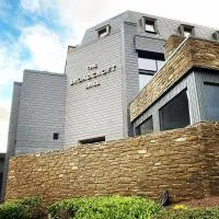 Viesnīca Broadcroft Hotel pilsētā Kērkintilloha