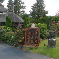 The Oceanfront Inn on Stephens Bay, отель рядом с аэропортом Port Hardy Airport - YZT в городе Coal Harbour
