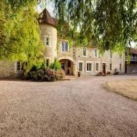 la ferme, Coeur De Combray، فندق في Ernes